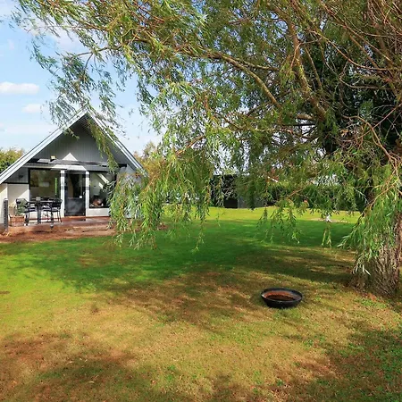 4 Person In Karrebaeksminde-by Traum Nyaraló